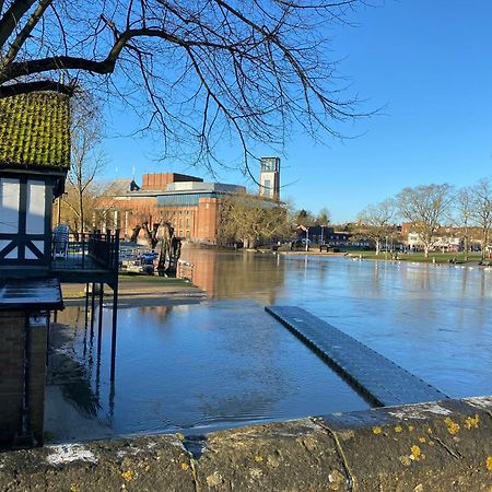 Stratford Upon Avon: 2 Bed Town Centre Apartment, Parking For One Car מראה חיצוני תמונה