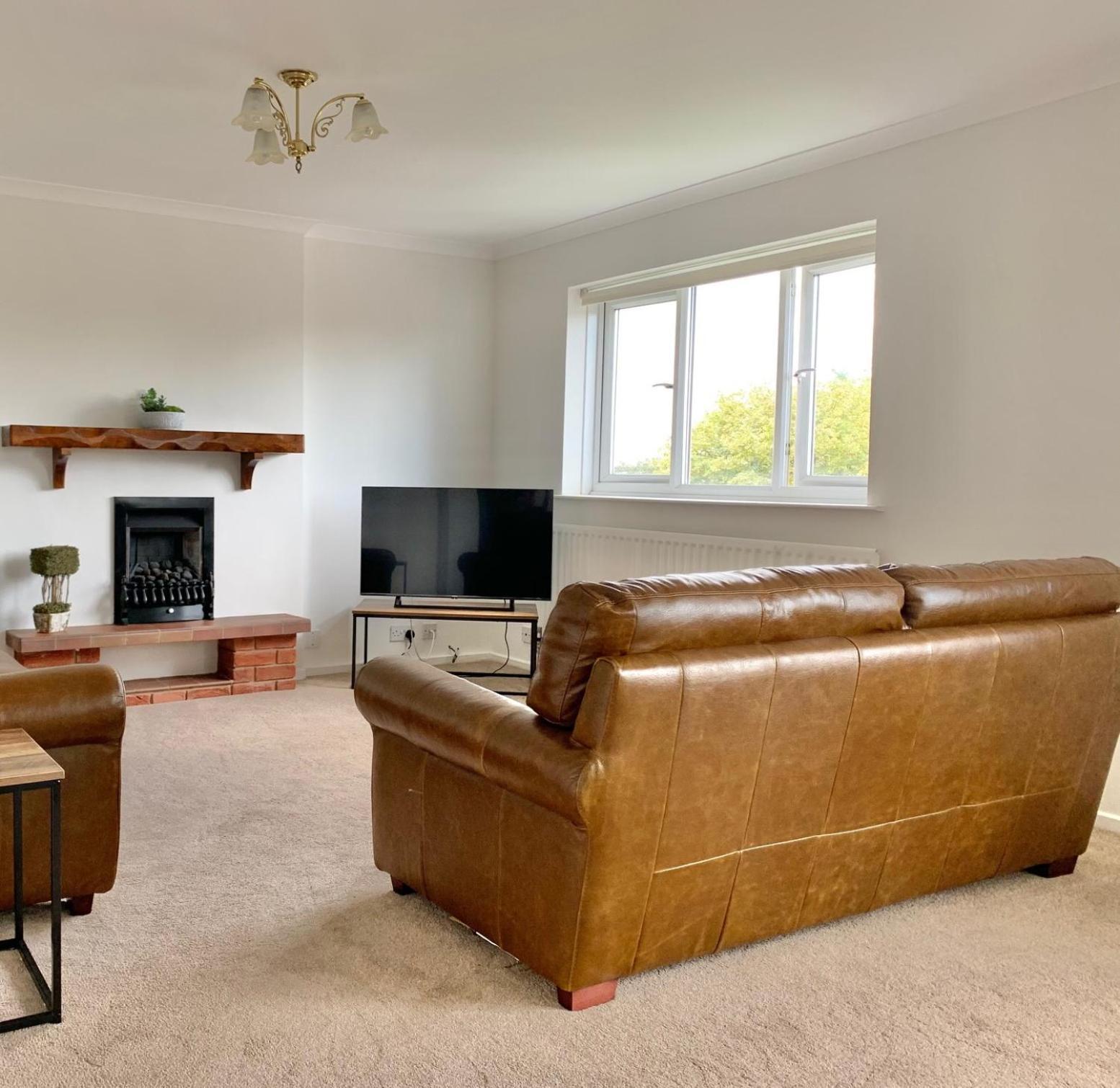 Stratford Upon Avon: 2 Bed Town Centre Apartment, Parking For One Car מראה חיצוני תמונה